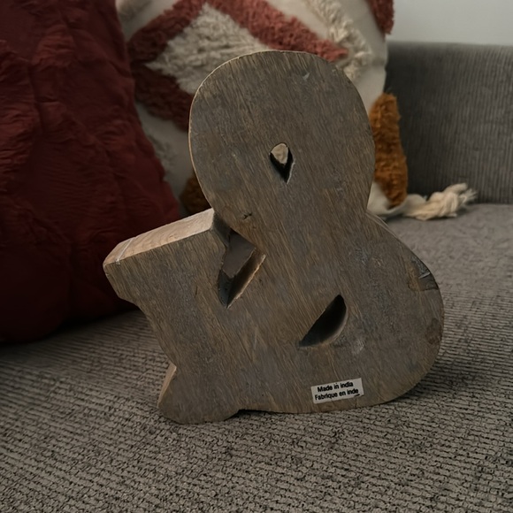 & symbol decoration - Picture 2 of 3